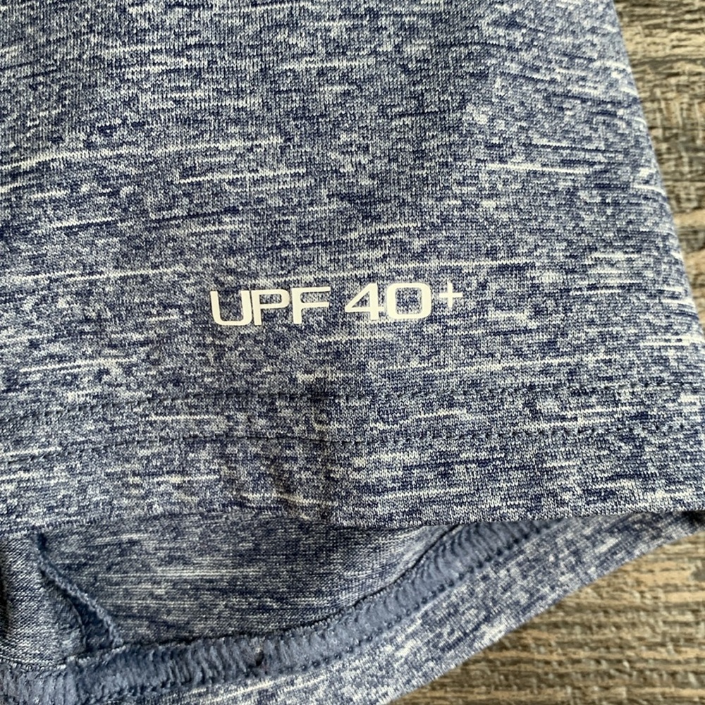 Nike Swim Dri-Fit UPF 40+ tee shirt - Picture 5 of 7